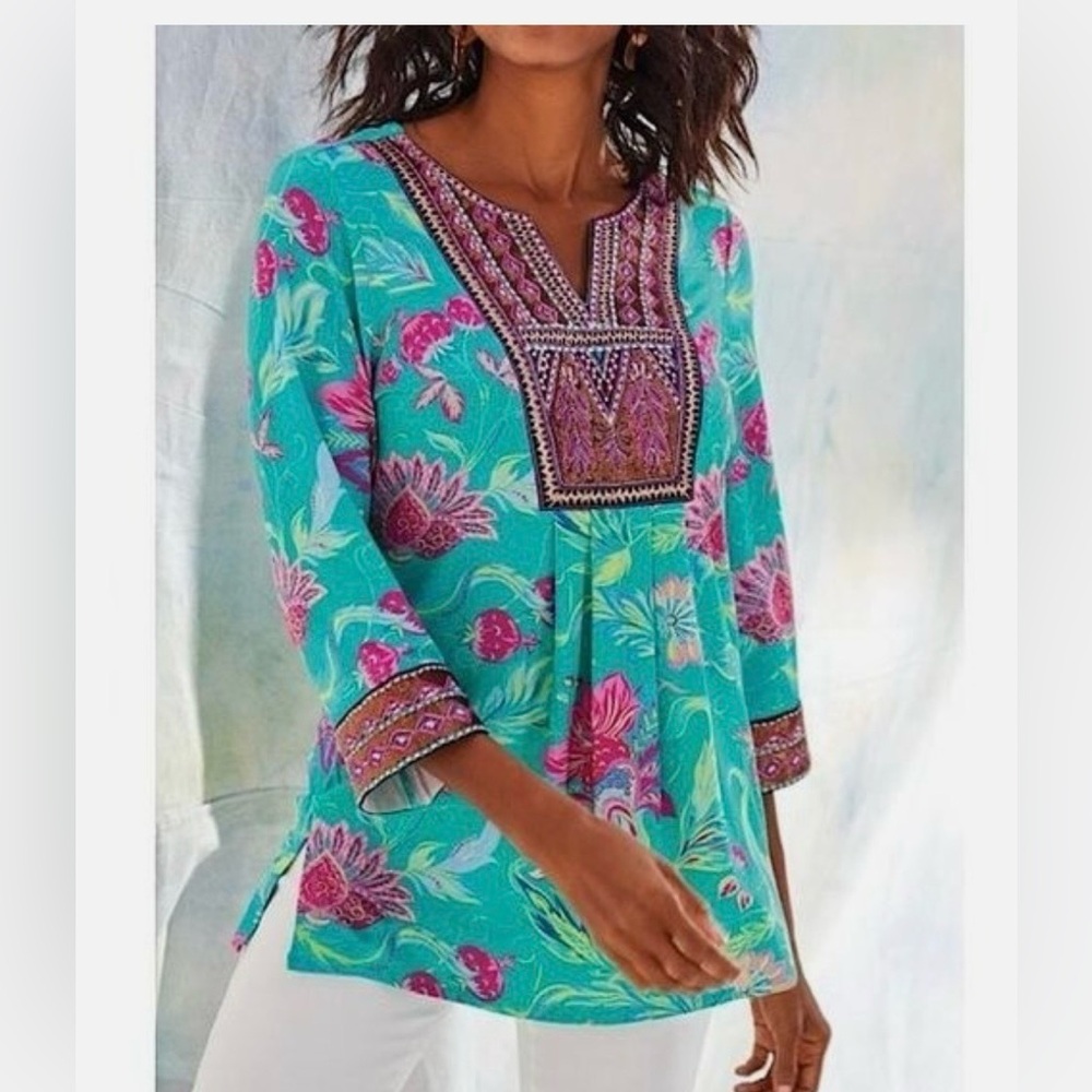 SOFT SURROUNDINGS sequin accent V NECK 3/4 sleeve PRINT tunic top GREEN GOLD